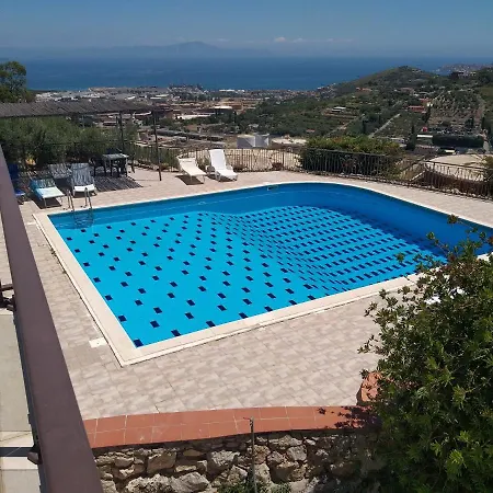 Villa Oasi *